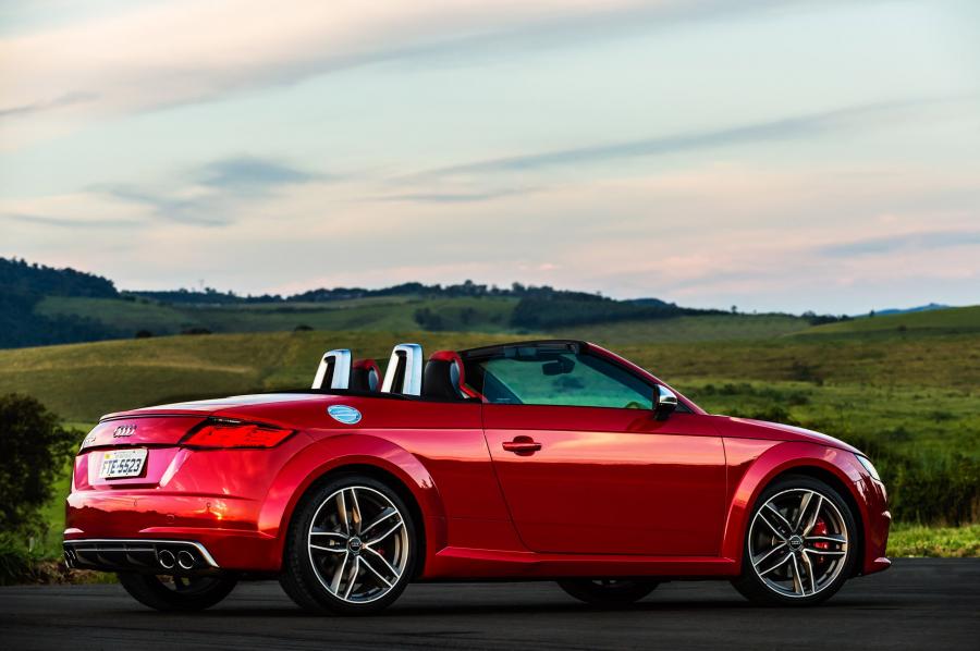  Audi TTS Roadster (8S) 2016 года  (LA) (фото 7 из 27)